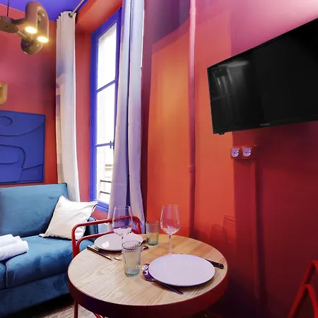 Cosy, Colourful For 2 - Heart Of 